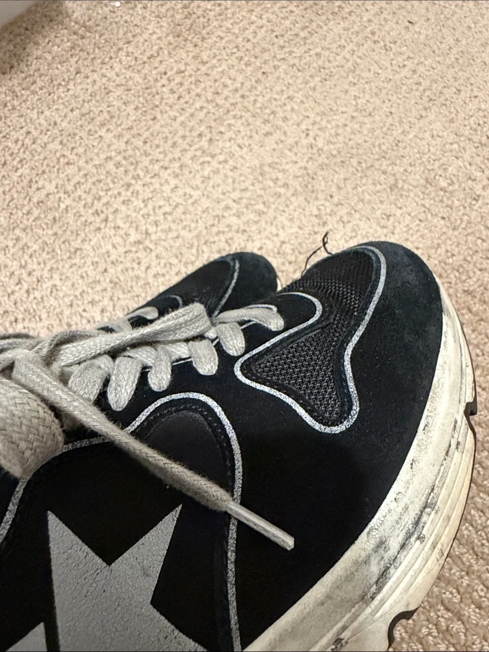 Golden Goose Black and White Star Sneakers with Yellow Accent - Picture 4 of 4